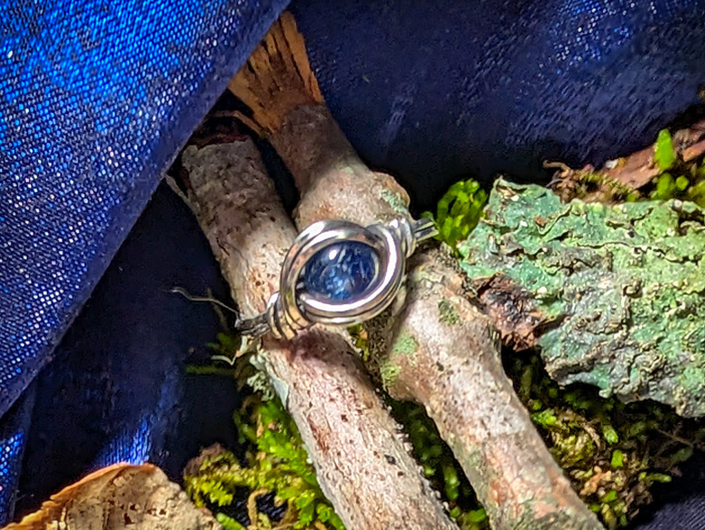 Blue Kyanite Silver Ring Size 6.5